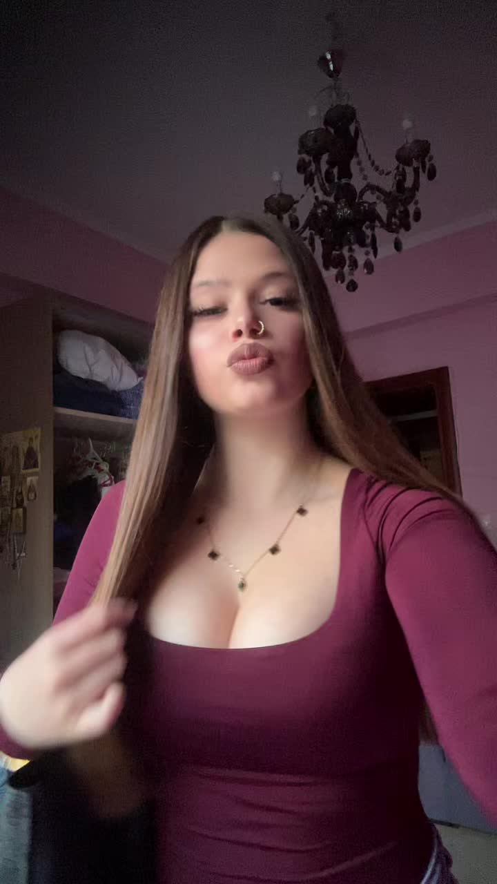 @👸🏼