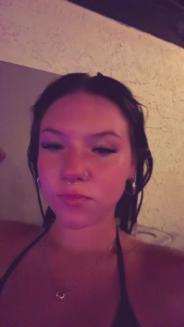 @moluvv4