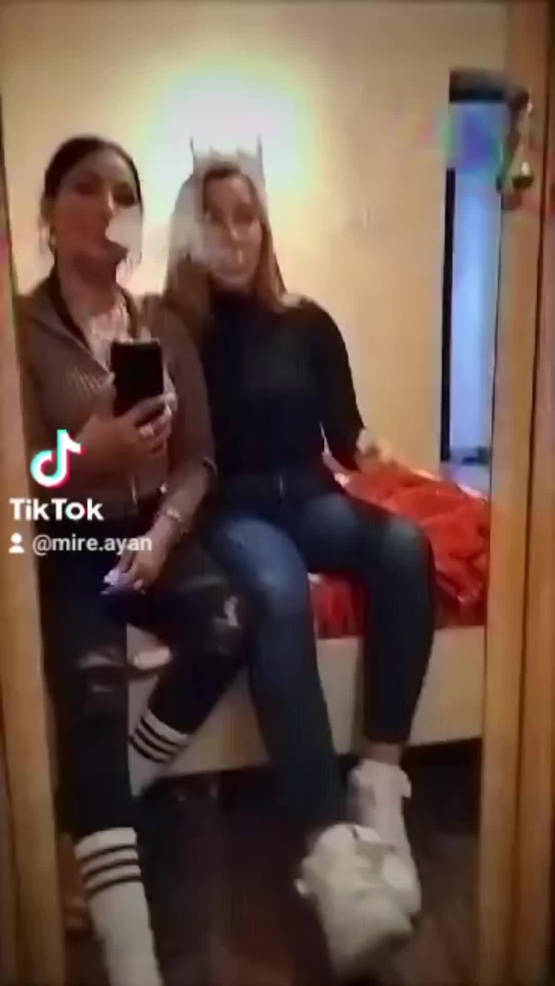 @๐ู
ูุฑูููุง