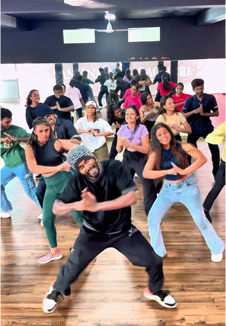 @Randy Dance Studio