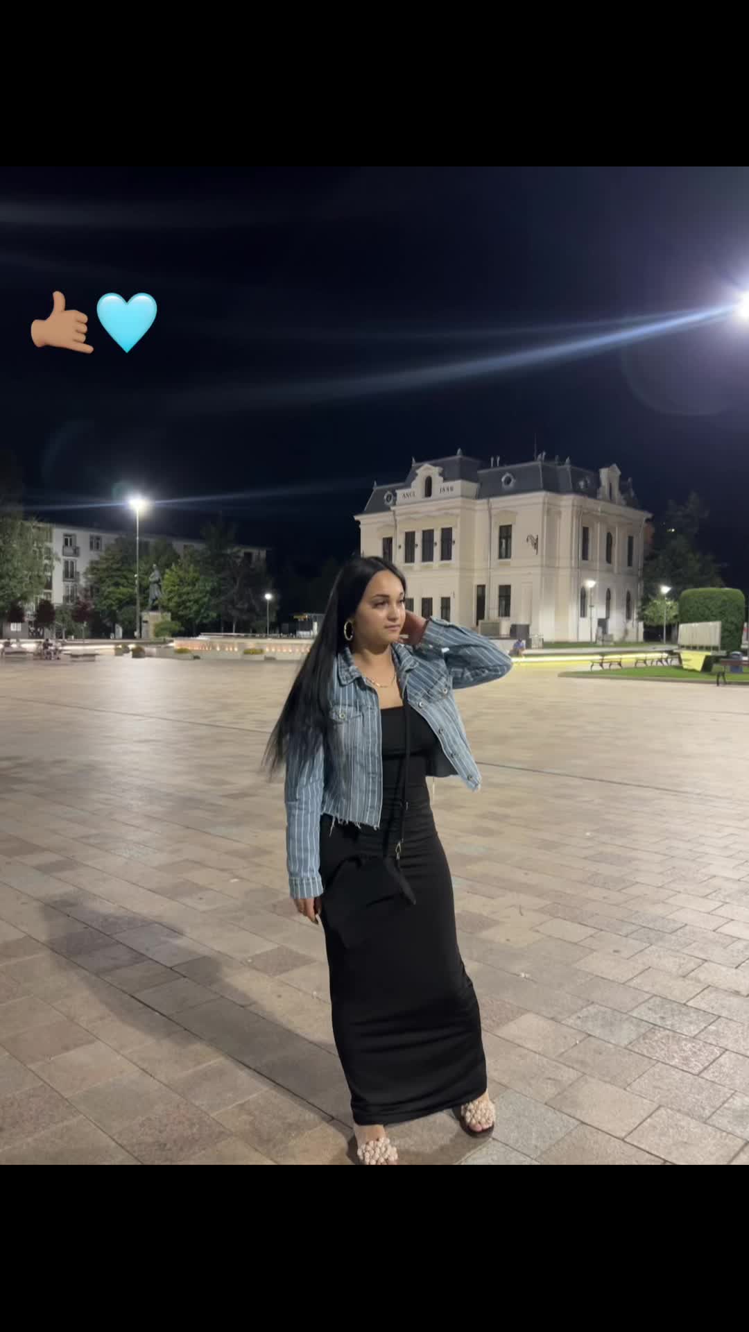 @Larisa💘