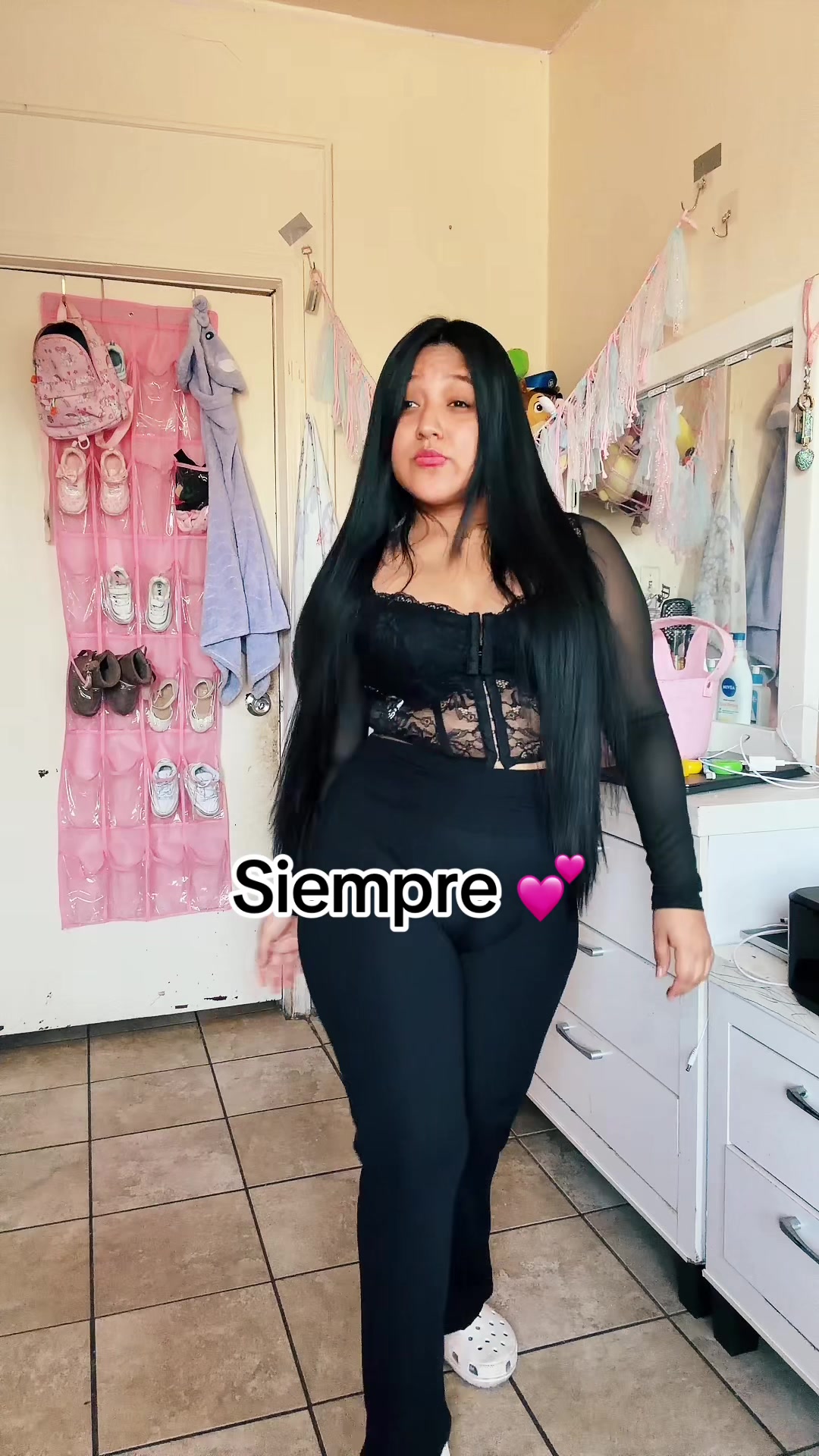 @𝓝𝓾𝓿𝓮𝓔𝓵𝓲💕