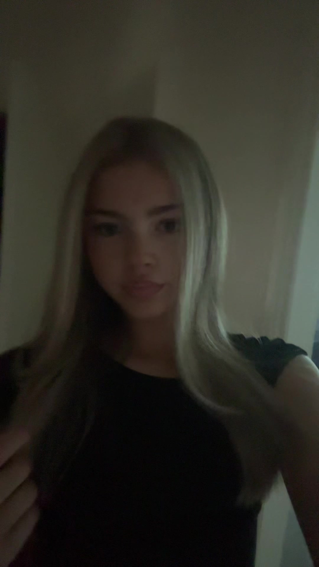 @lo