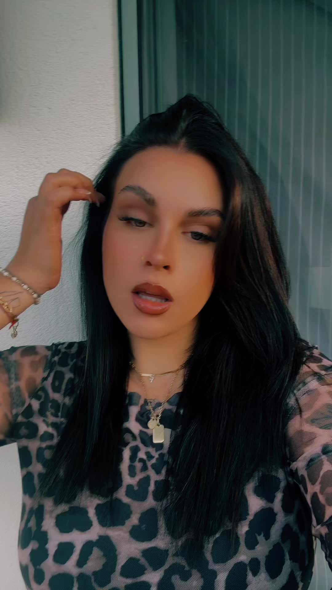 @valentina_selina_