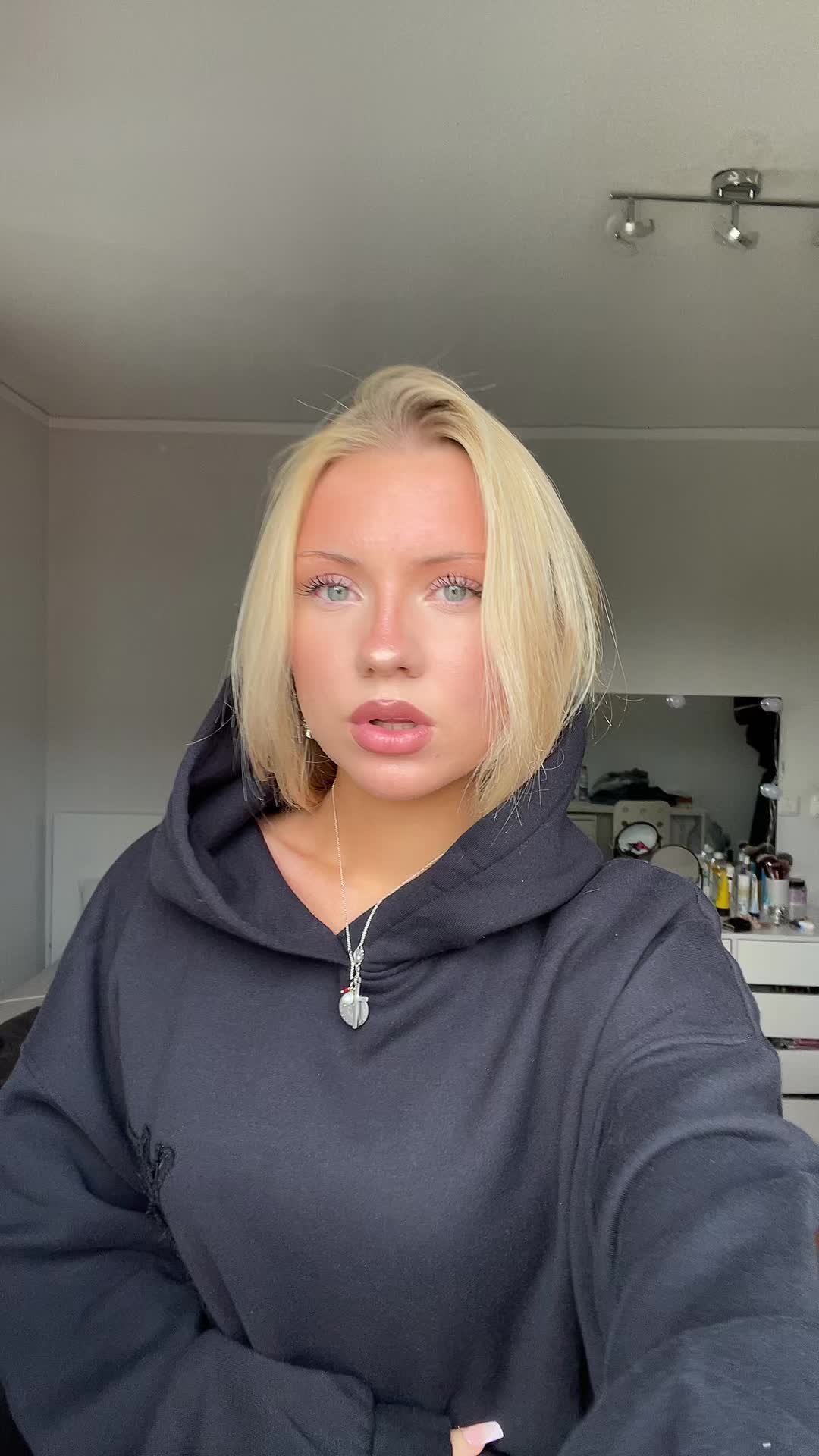 @𝐋𝐚𝐫𝐚