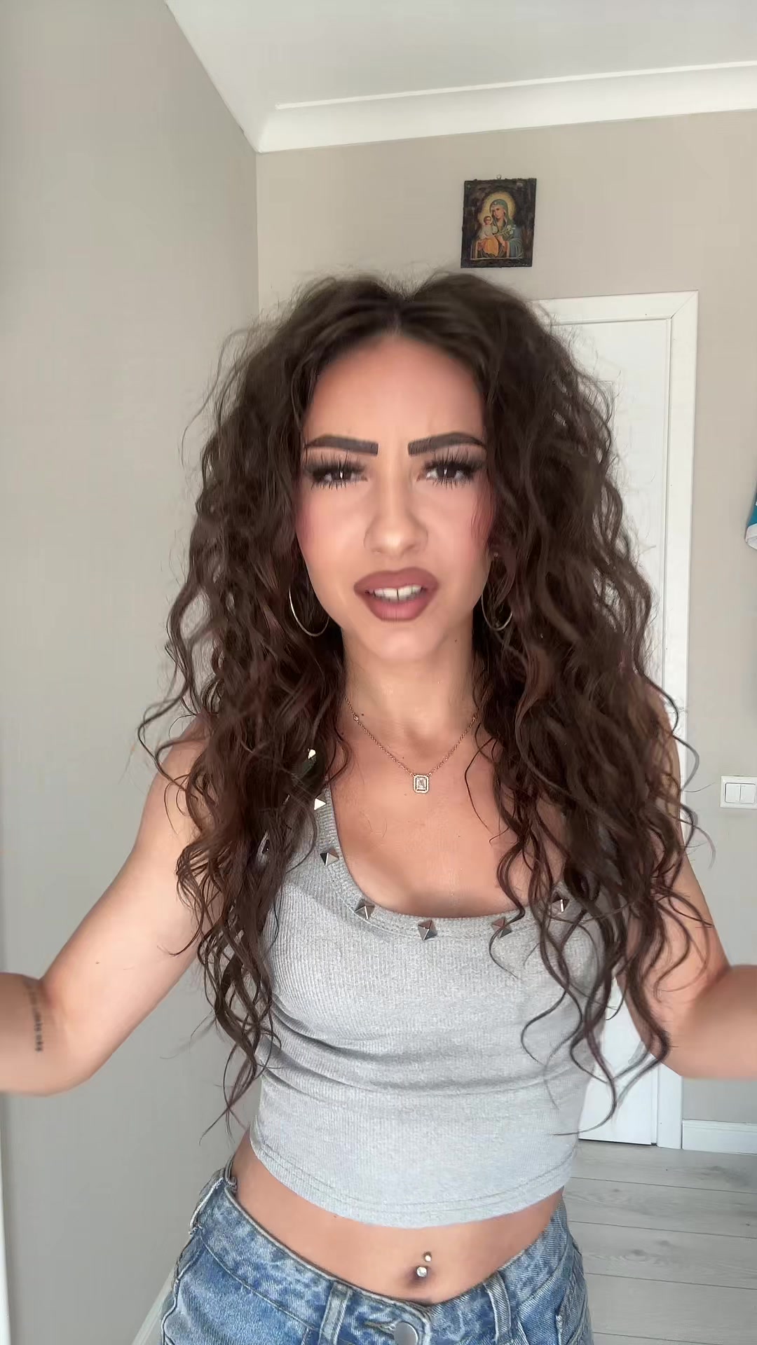 @deliii
