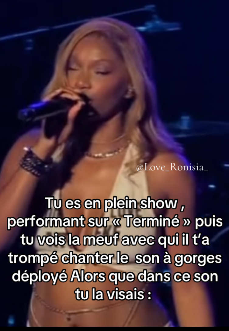 @Love_Ronisia_ᥫ᭡
