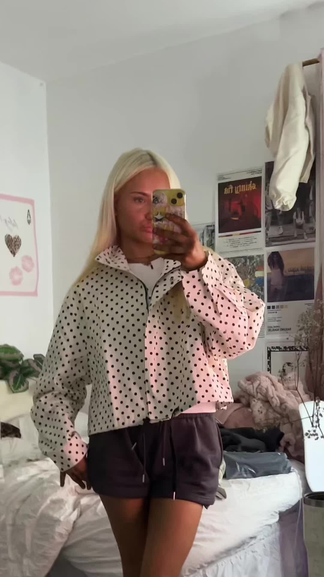 @𝘔𝘢𝘤𝘪𝘦🍒📸⚡️