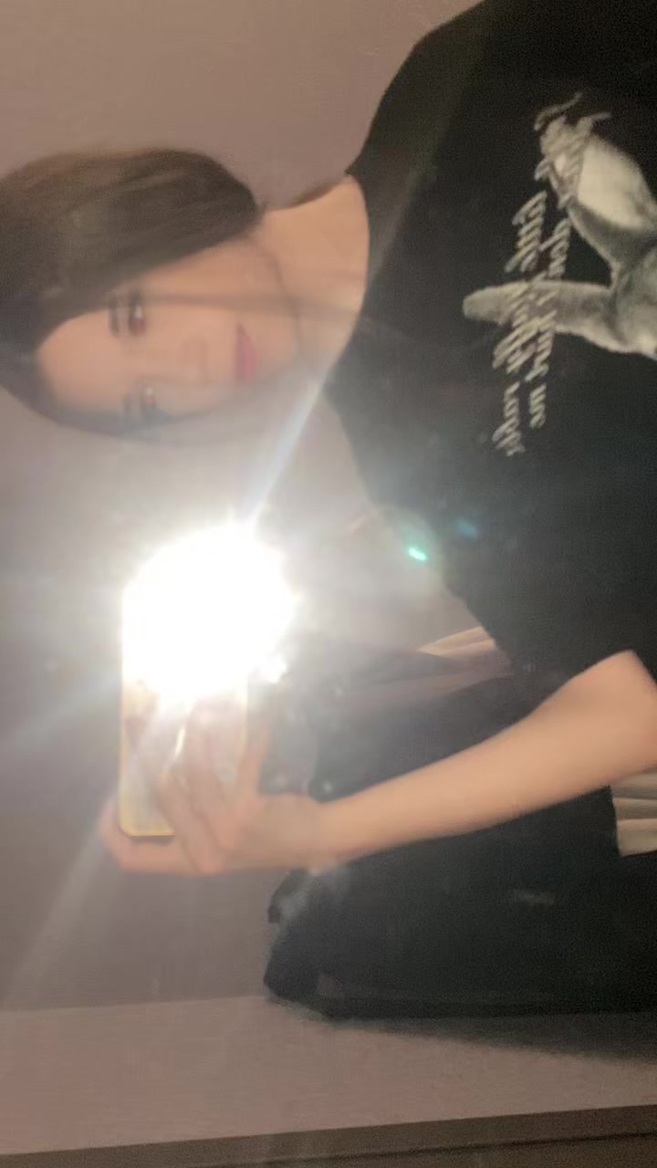 @sakyra