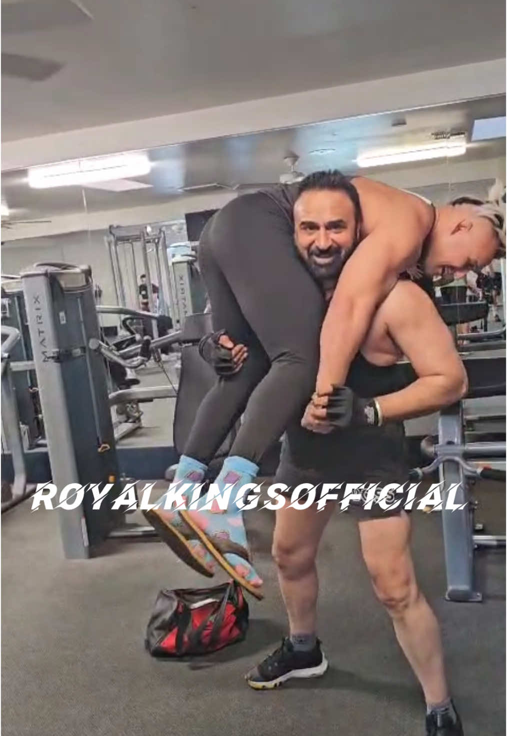 @Royalkingsofficial
