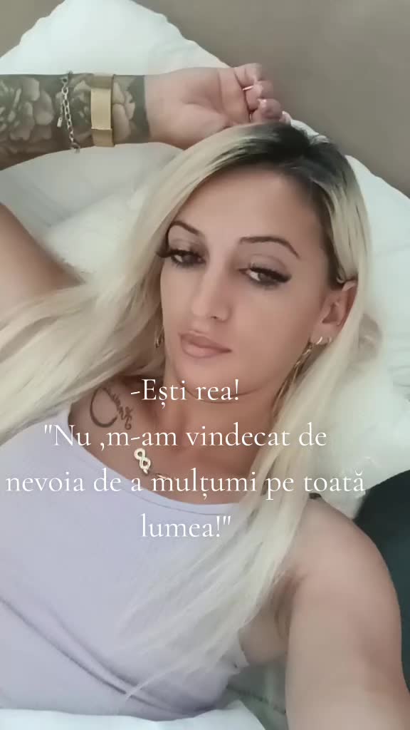 @PaulaBlondee🩷