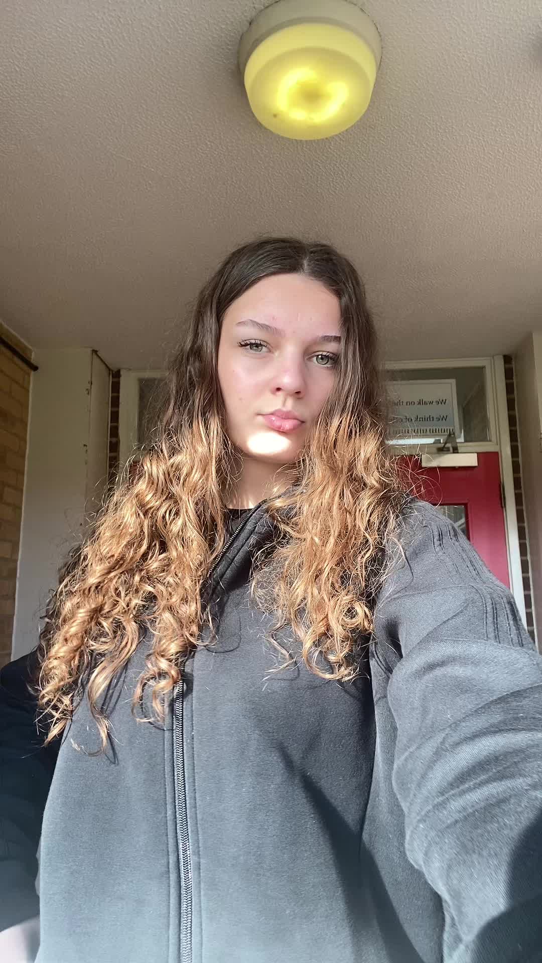 @AT