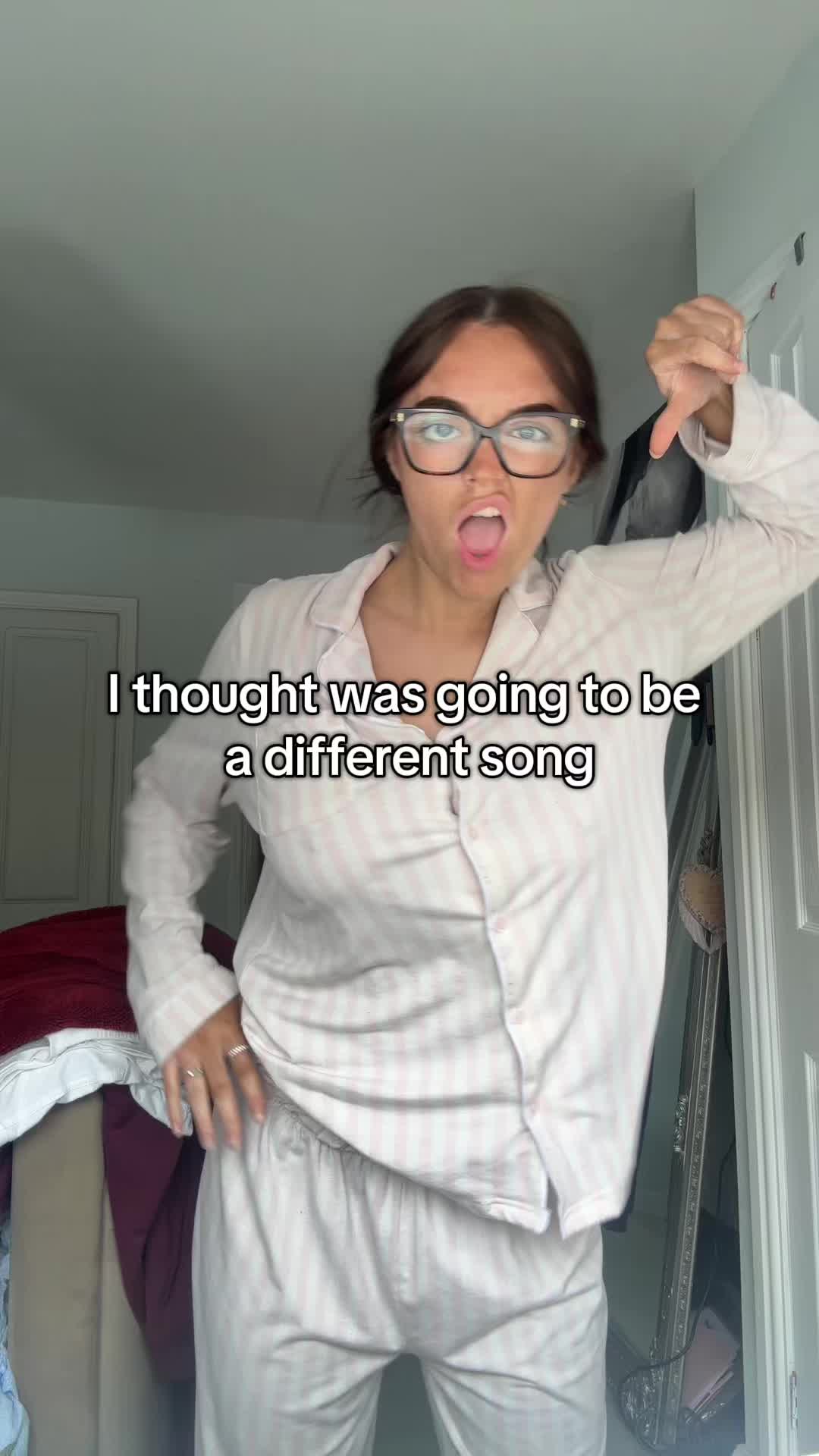 @KenyaHumphries