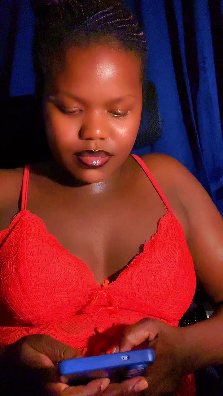 @Mind ur business and focus🥂
