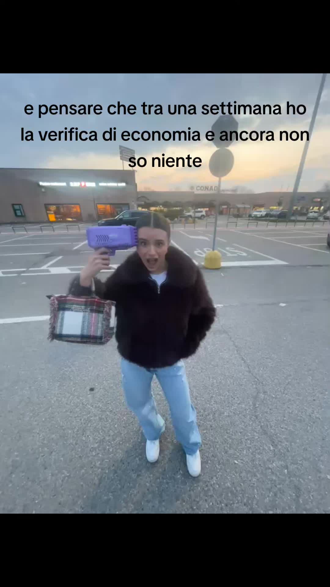 @_es.auri.ta_