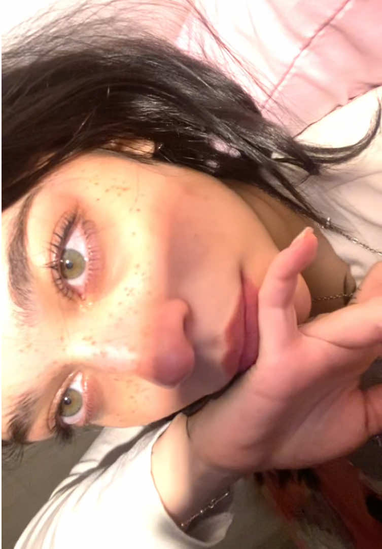 @Azura