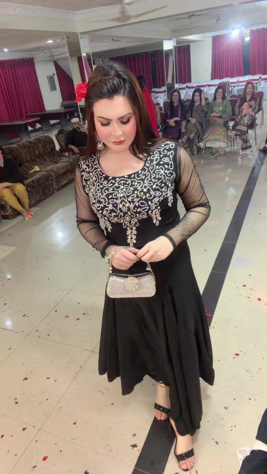 @Riya Khan34