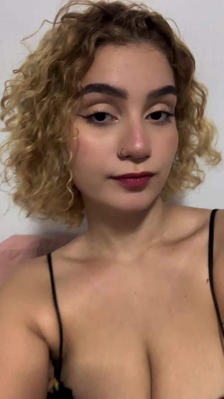 @becca. 🌪️