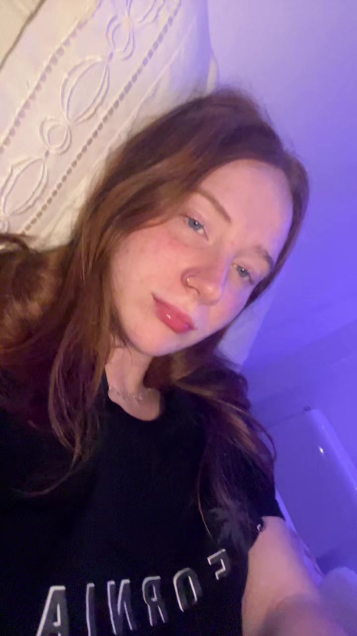 @Tayná