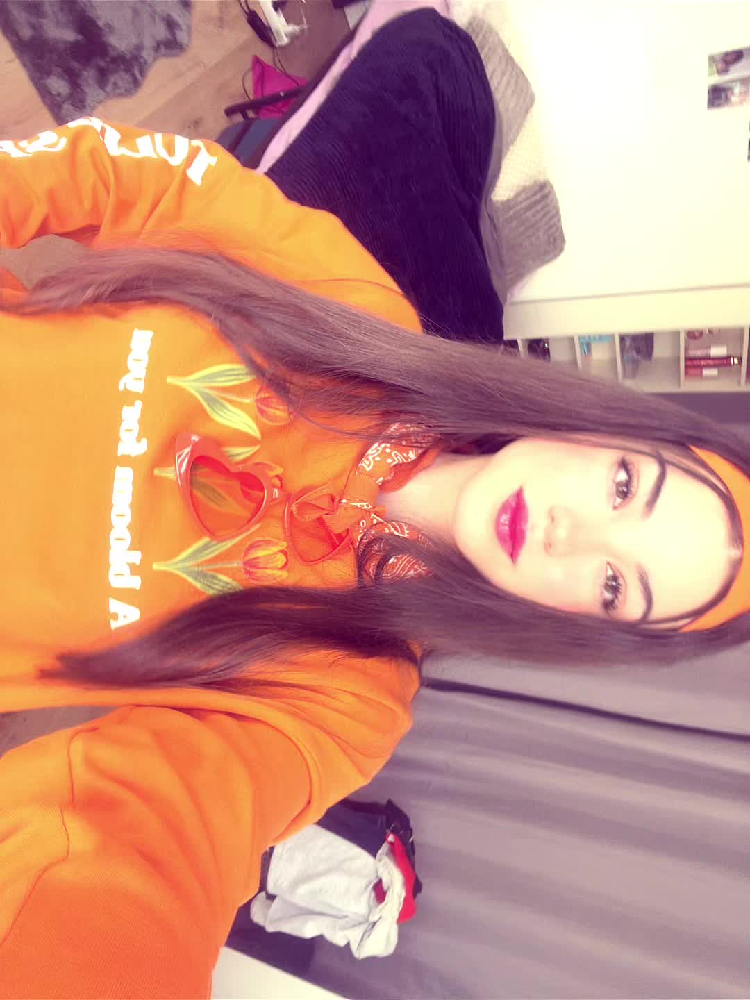 @laauuritaaaaaaa