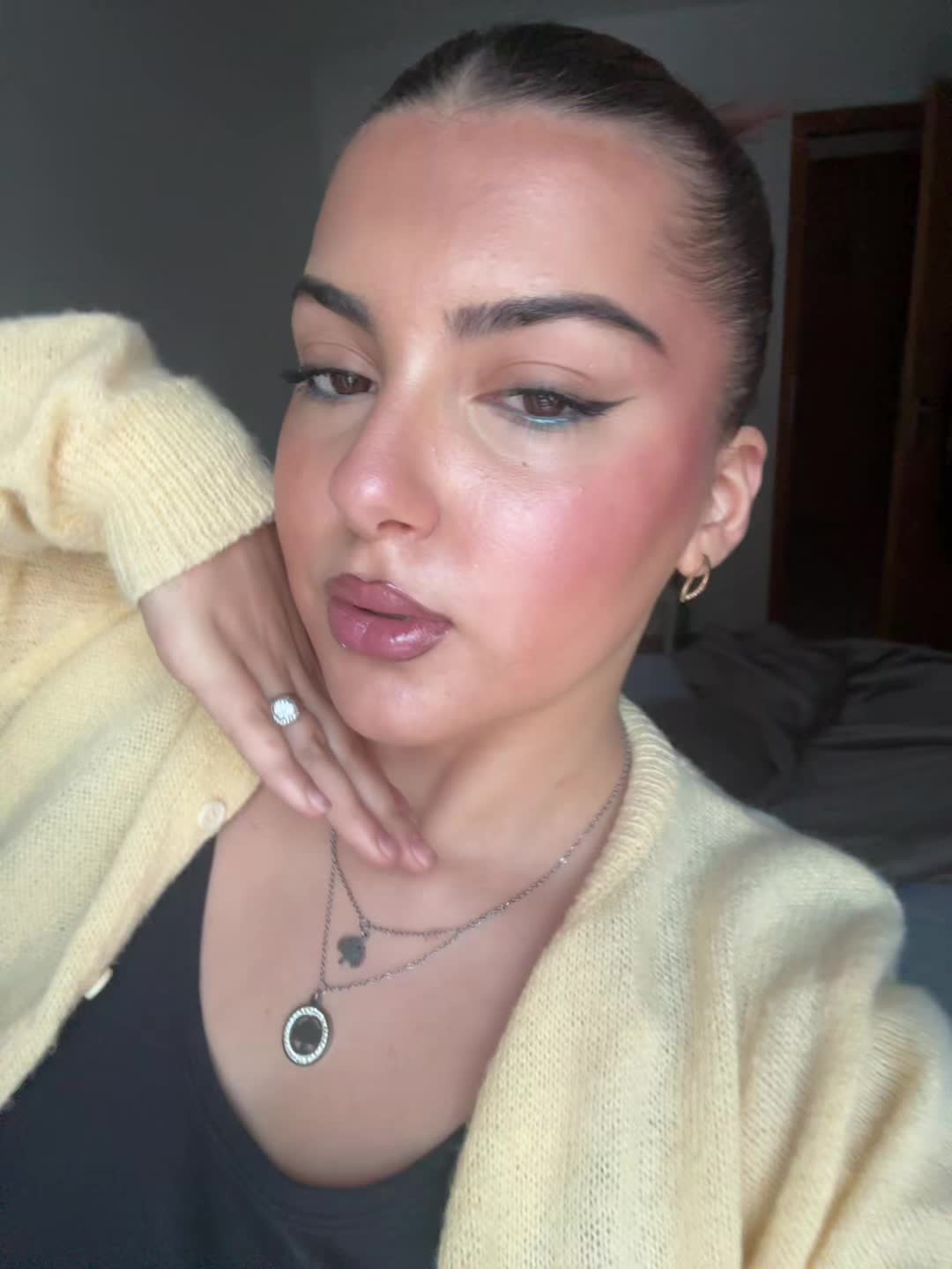 @🧸