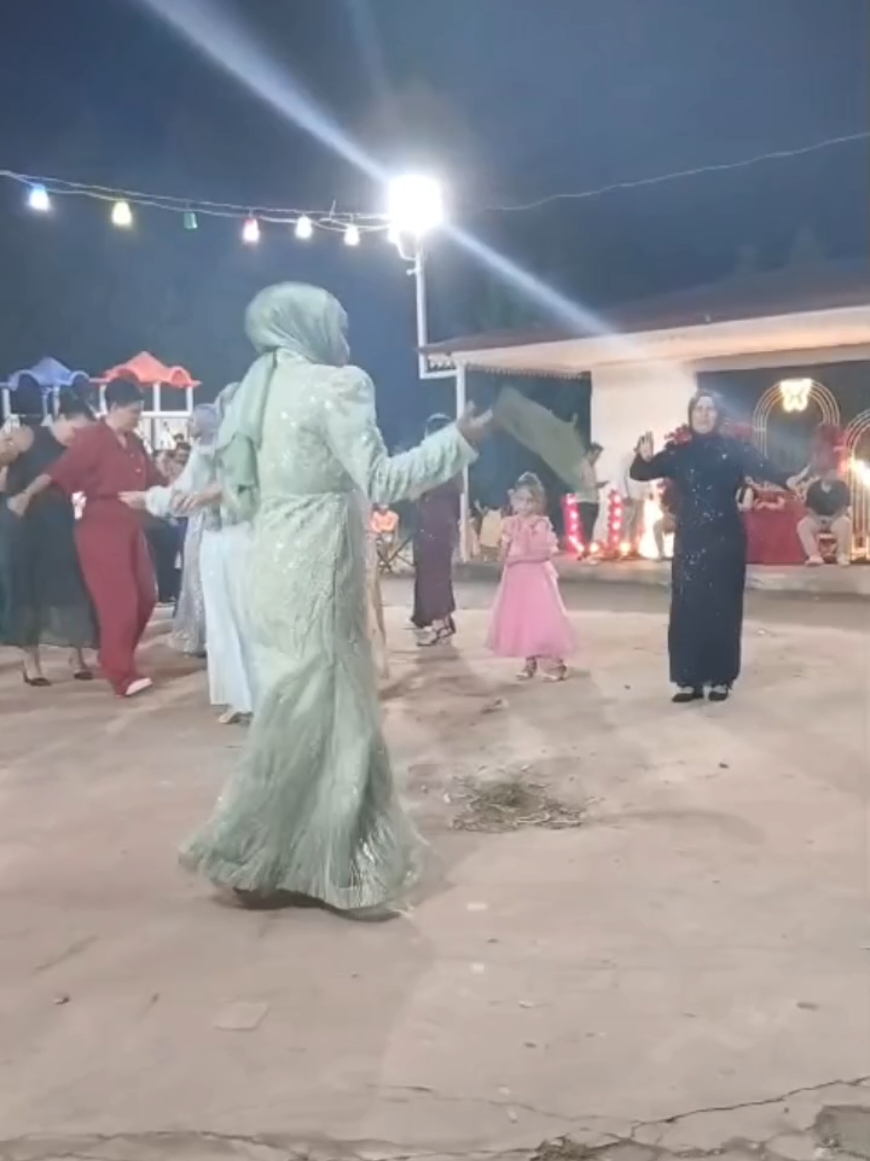 @hilal g&ouml;k&ccedil;e
