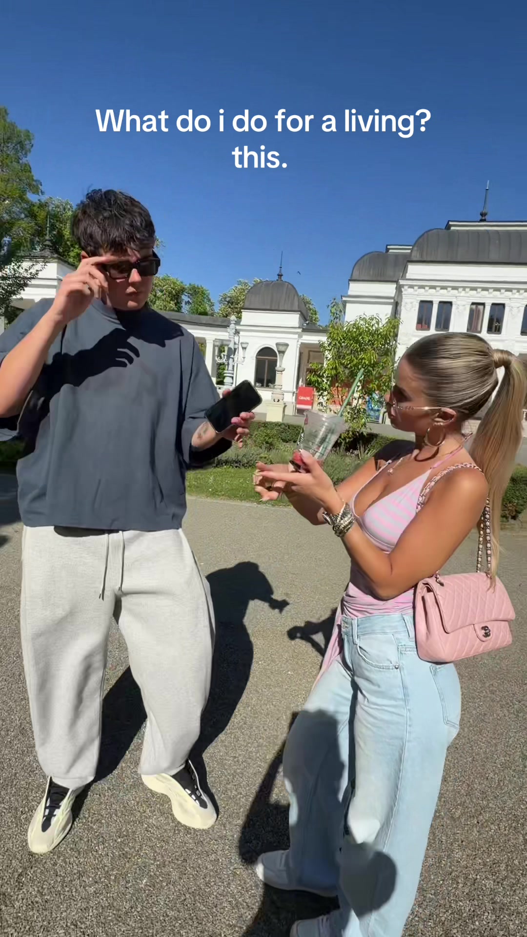 @MAYAALESSIA