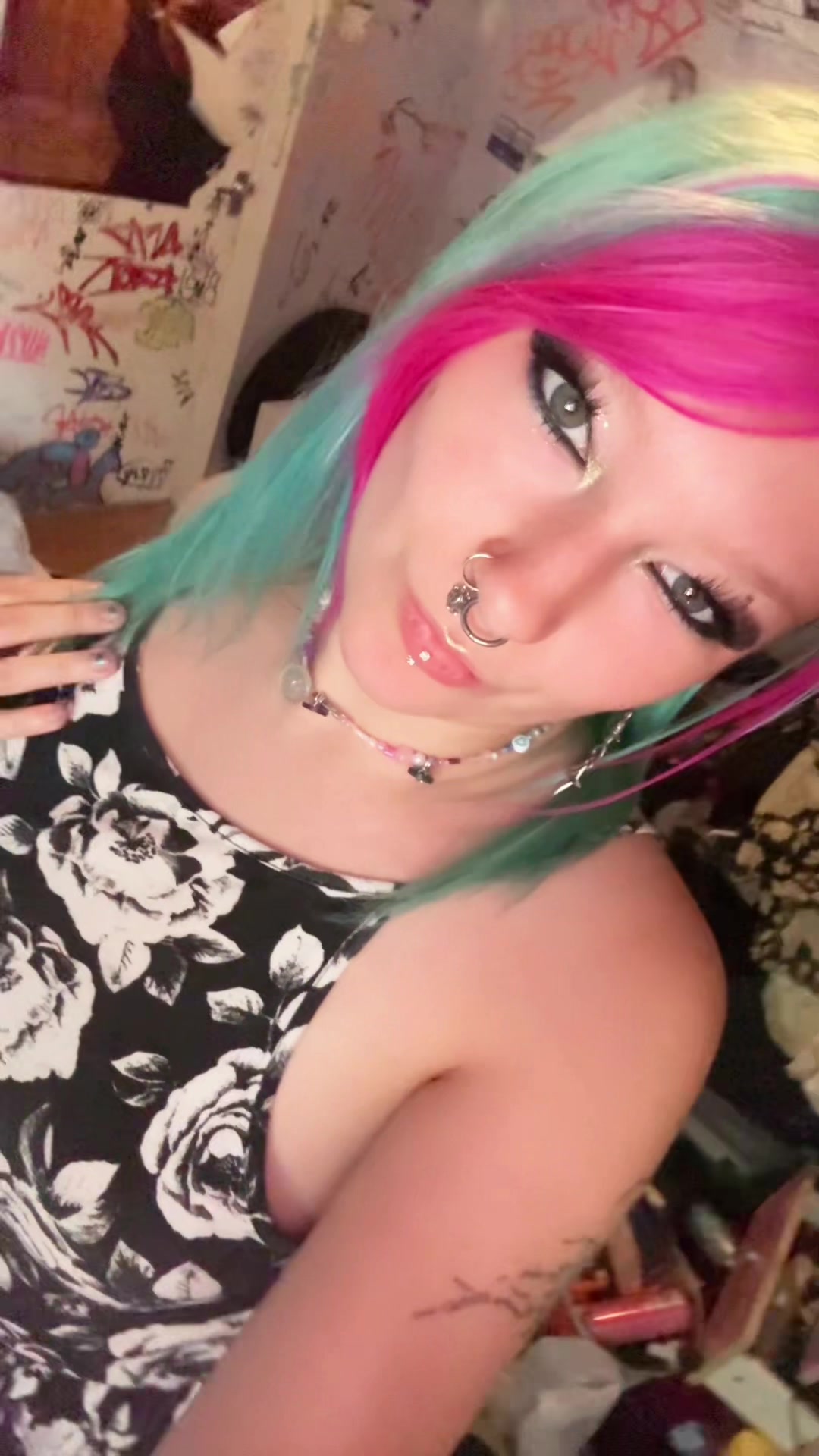 @Ava 7\