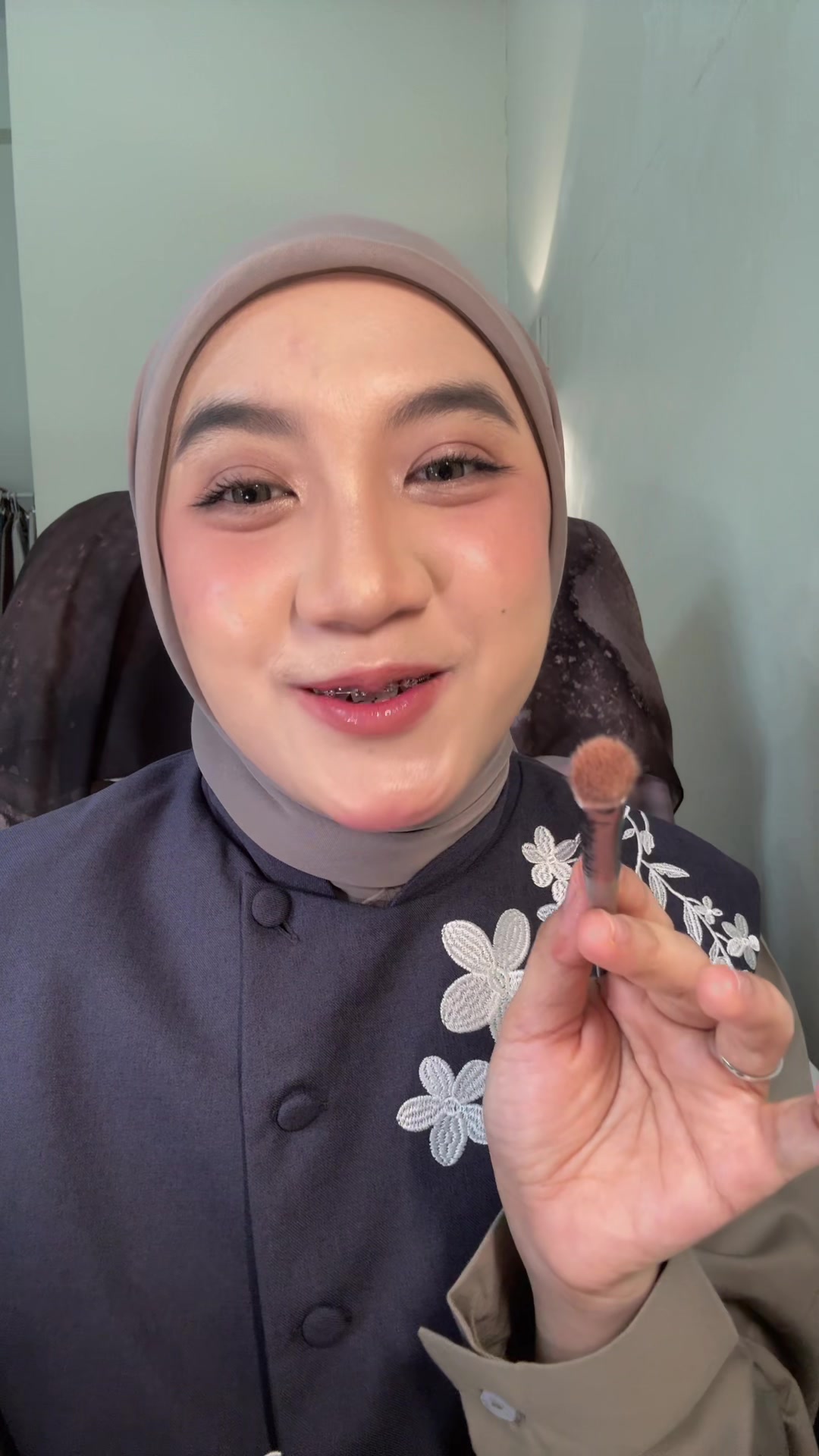 @Putri ✿