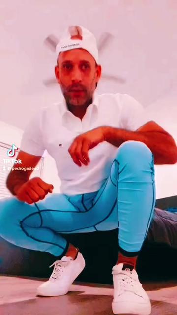 @JG