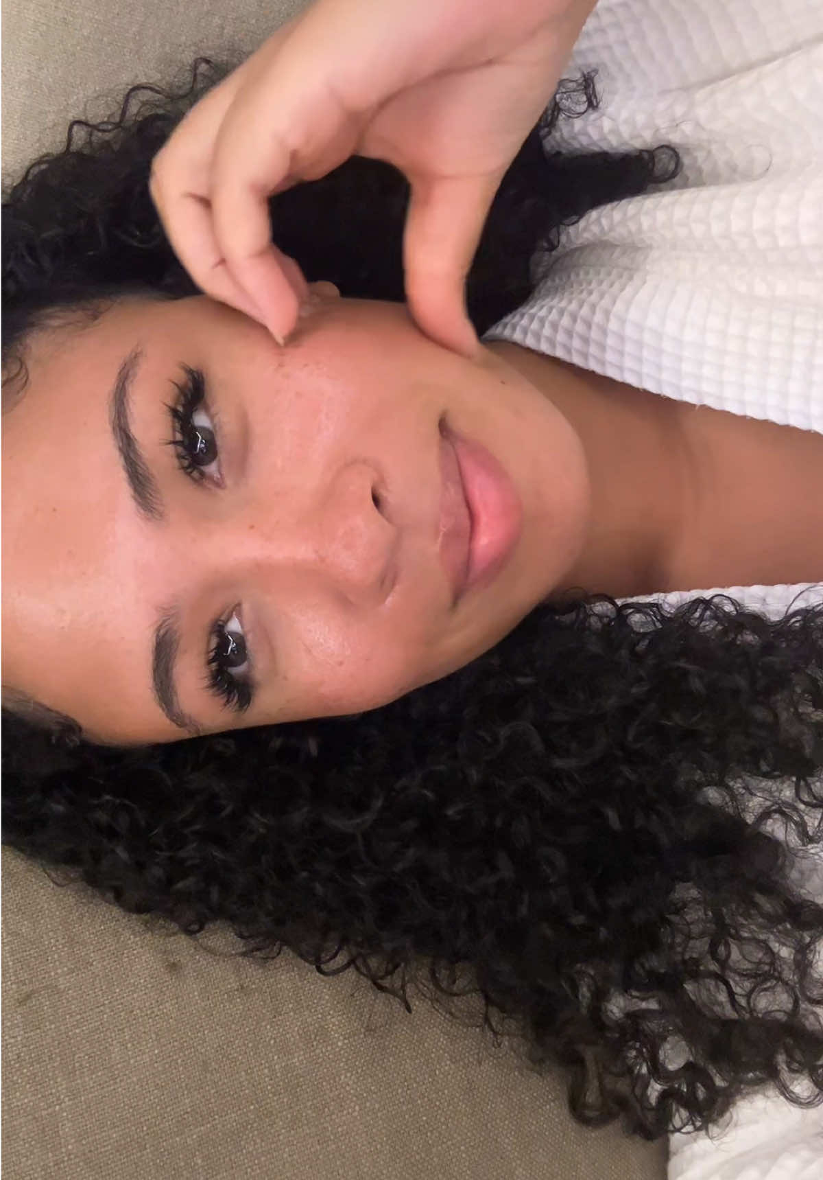 @DanielleRamona