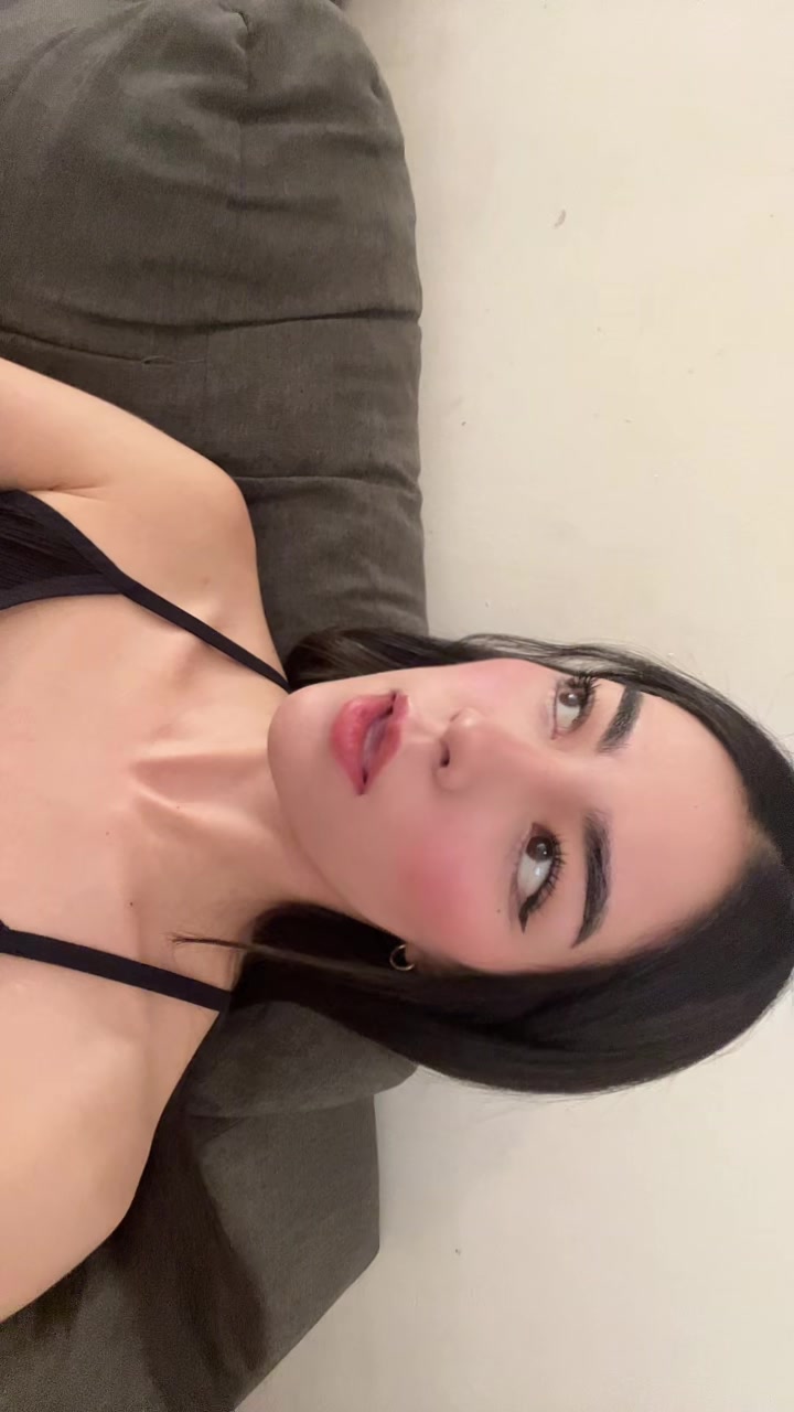 @Nessa🎀