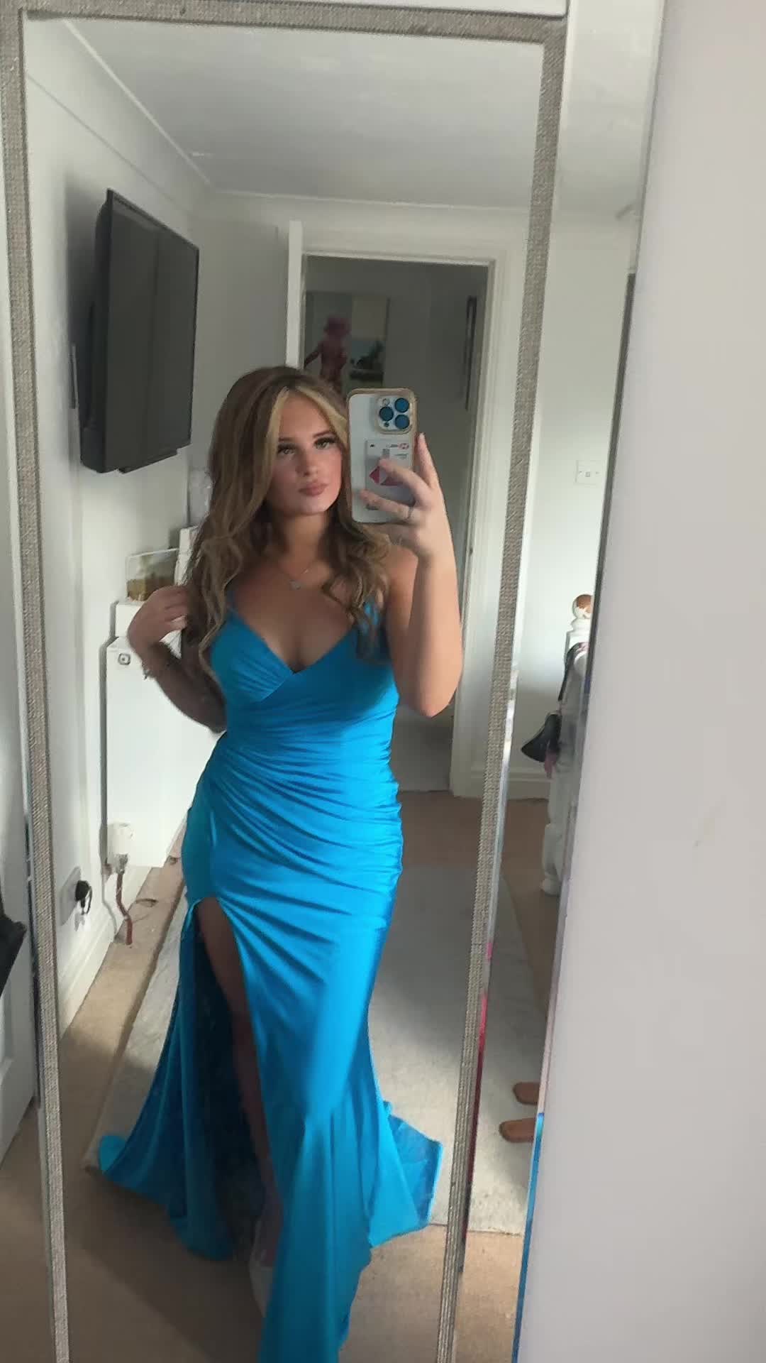 @Poppyolivia