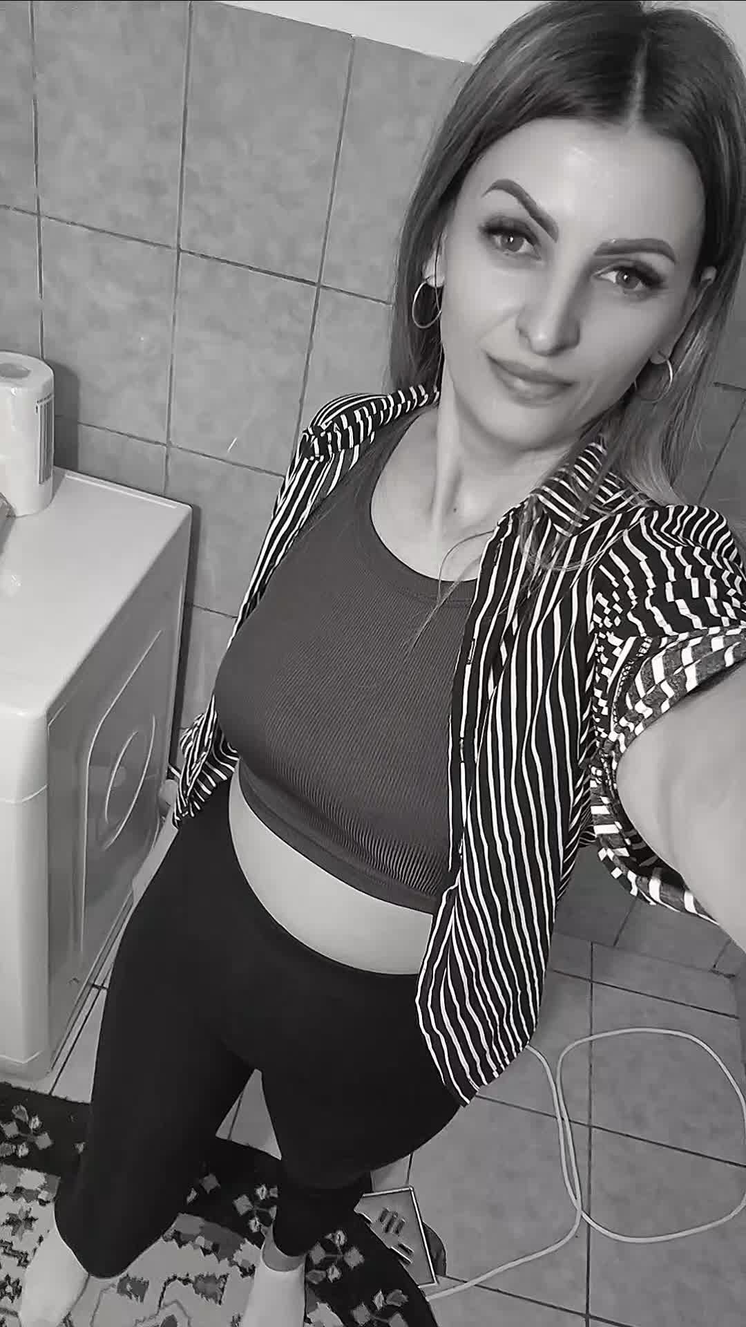 @Mada_lyna🍫