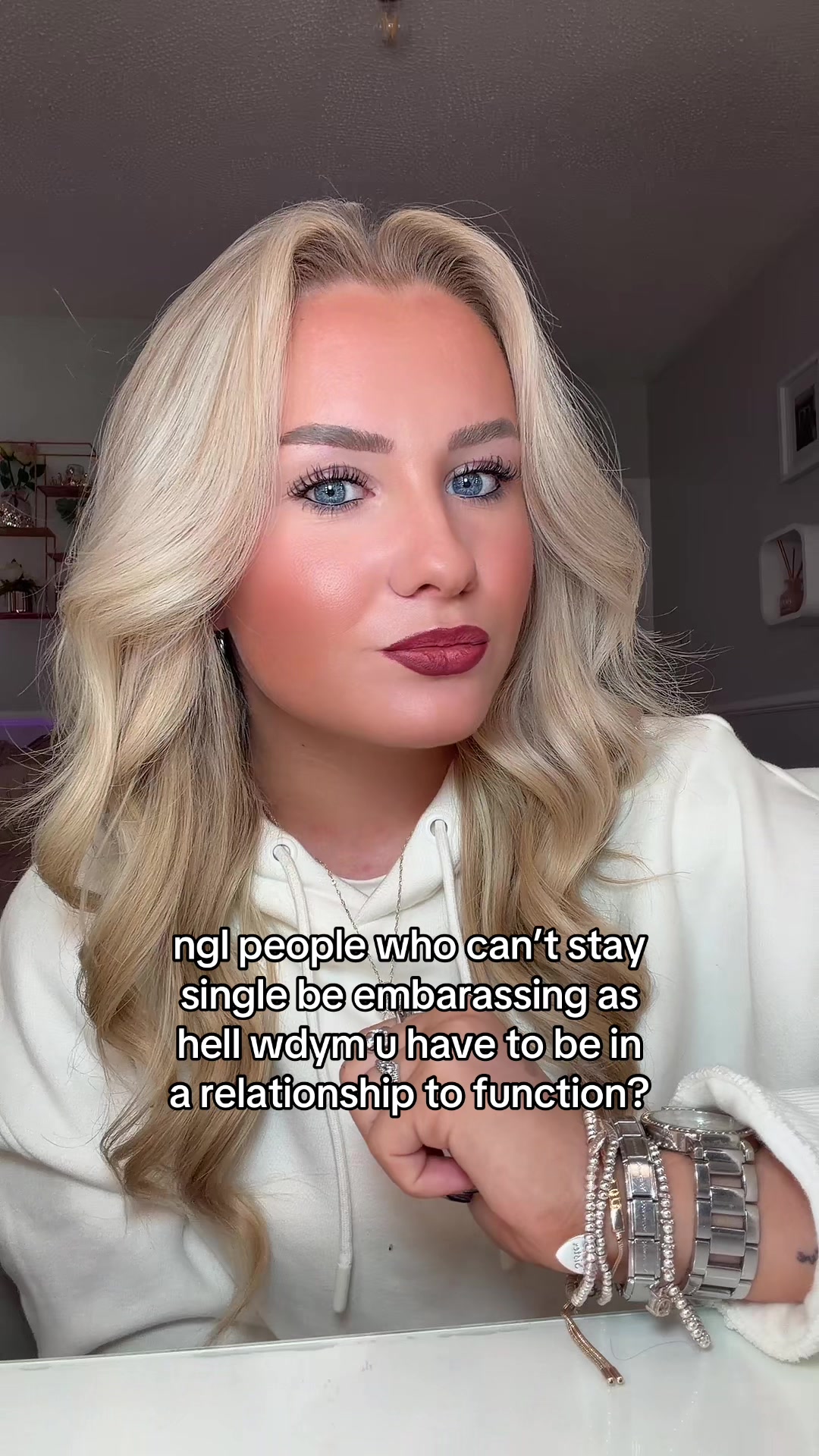 @EmmaMofficial