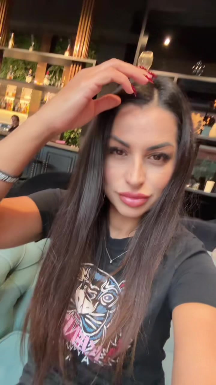 @Desyreal10