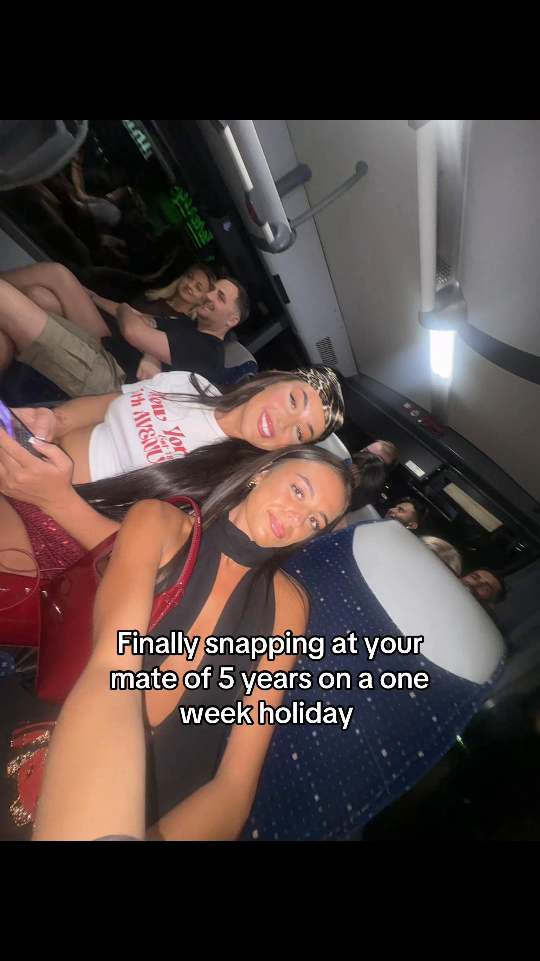 @Mia🍒🪩💕