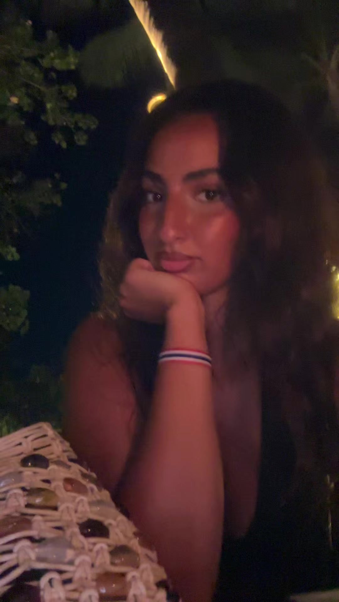 @Adjé