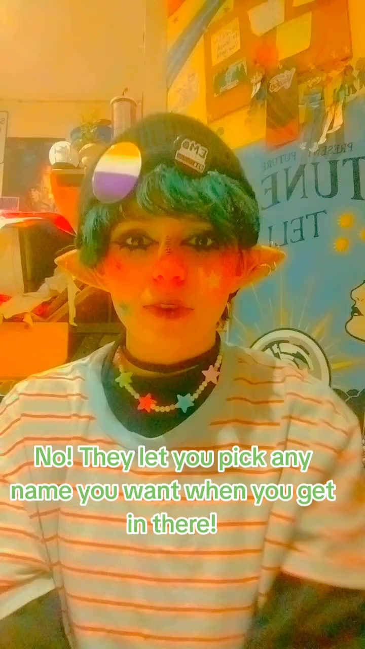 @🔥,🐛,🏳️⚧️,🩸,🐇