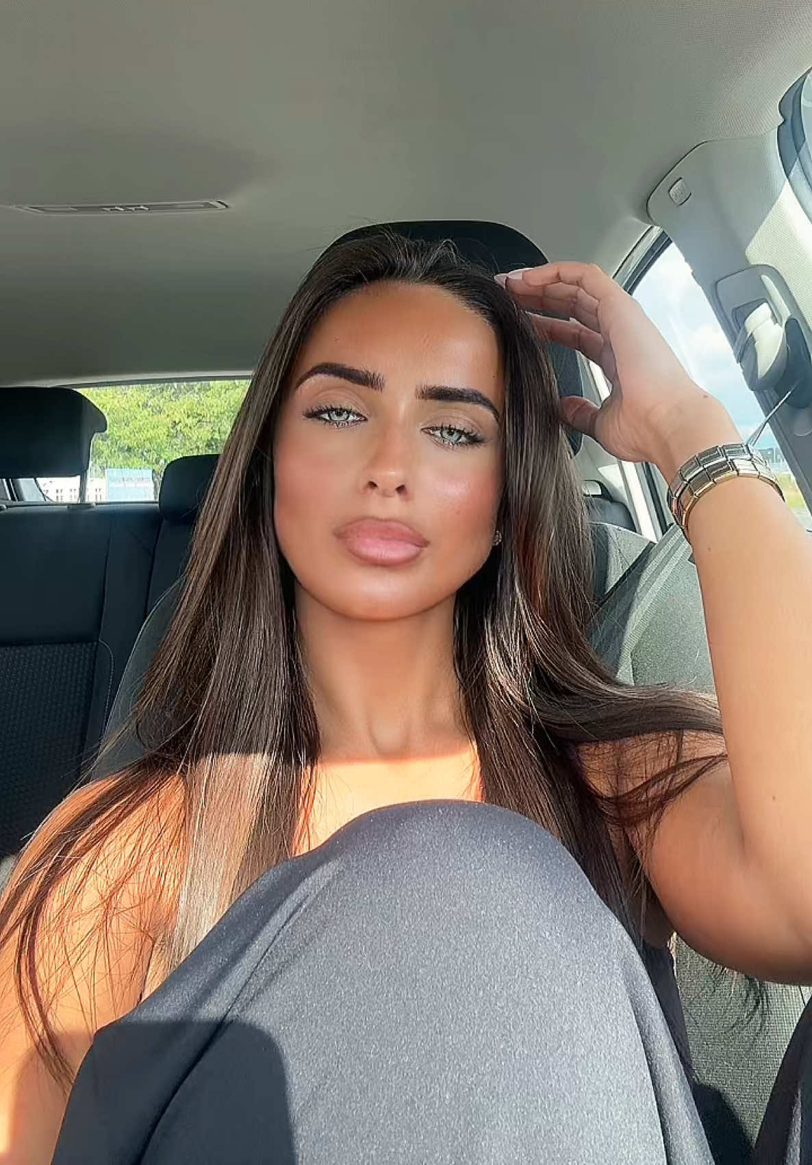 @C L