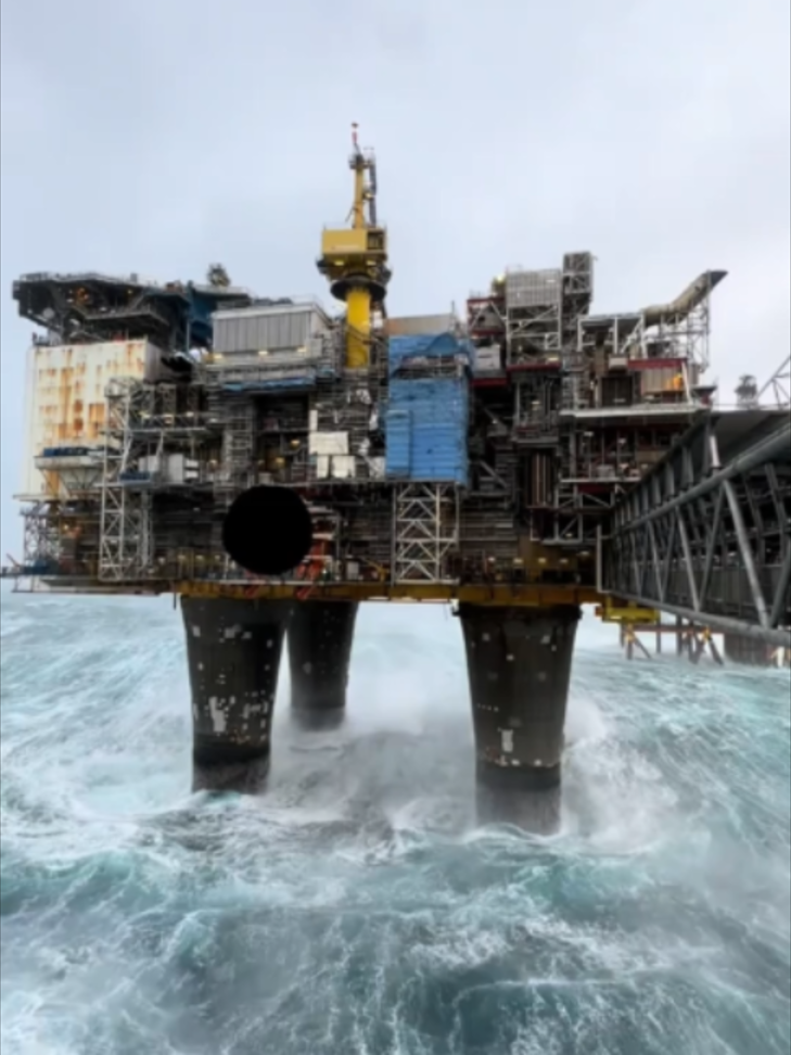 @OFFSHORE CAREER