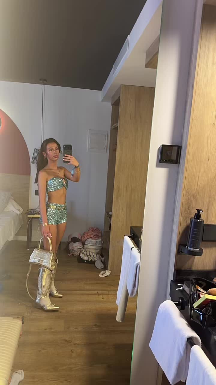 @lily-mai