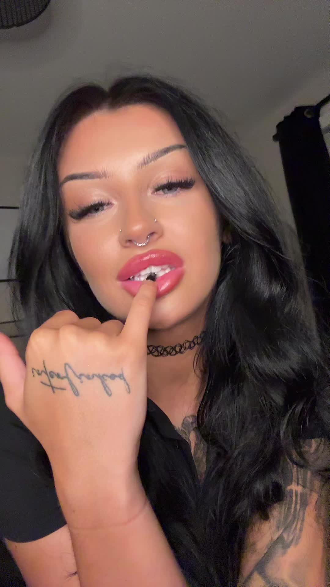 @Amy-leigh Egan🦇