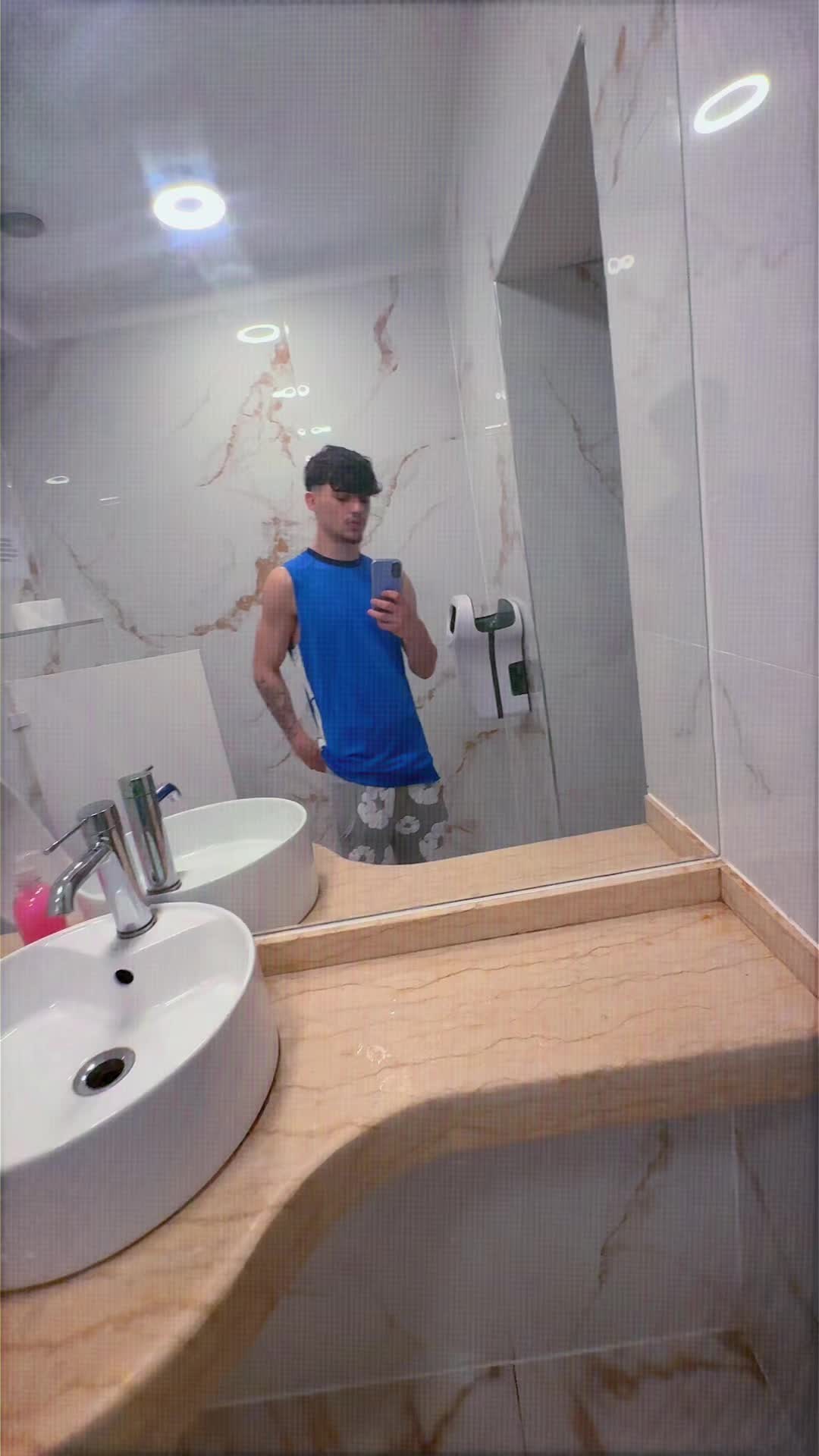 @mateyy21