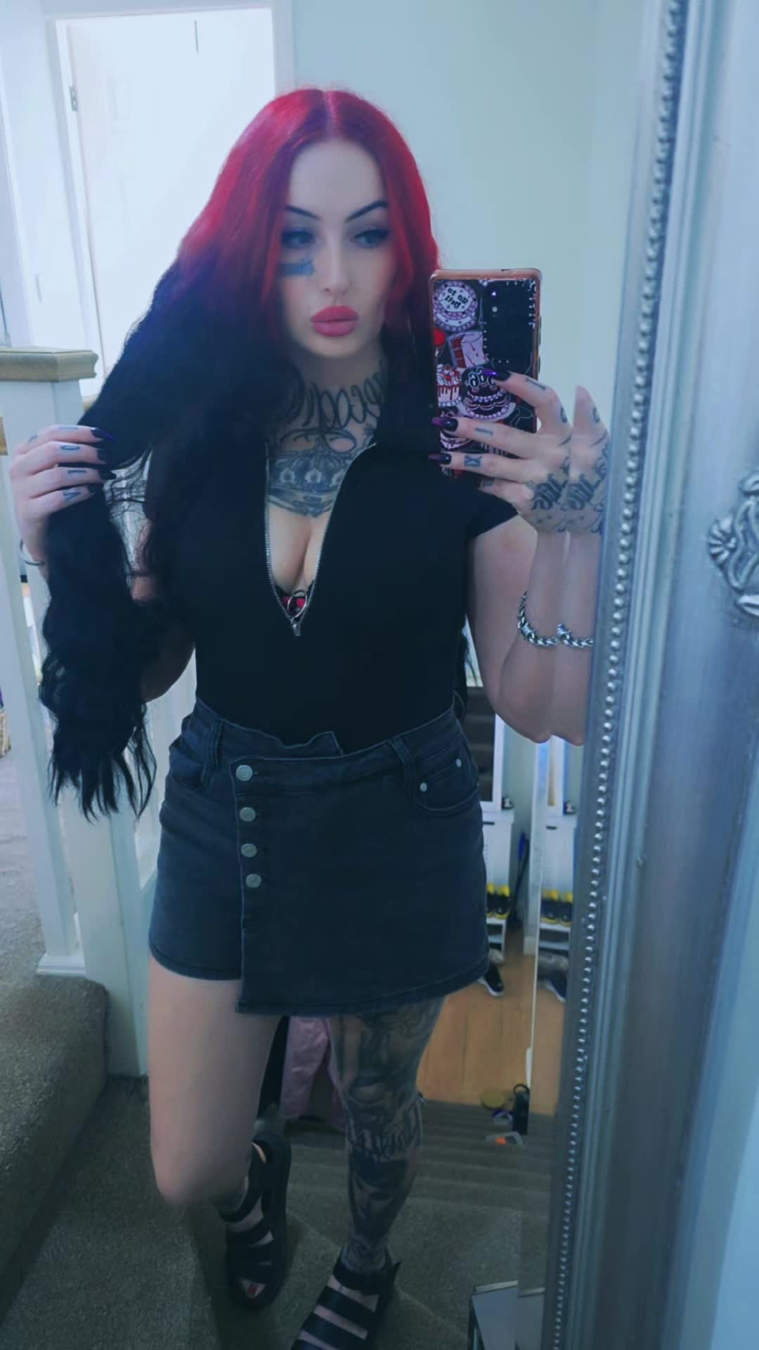 @LucifersDollyxo