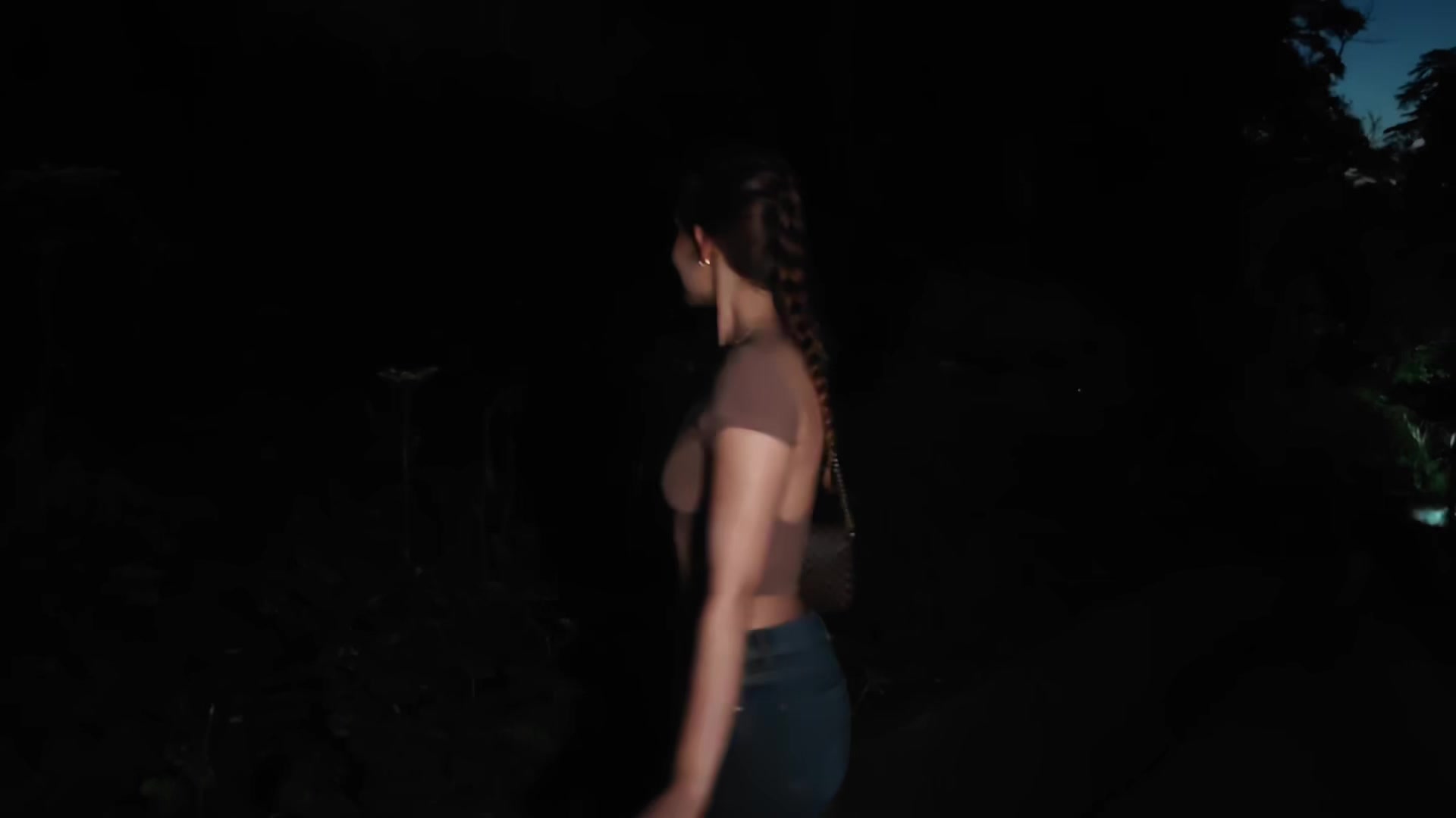 @Ali Bakarska