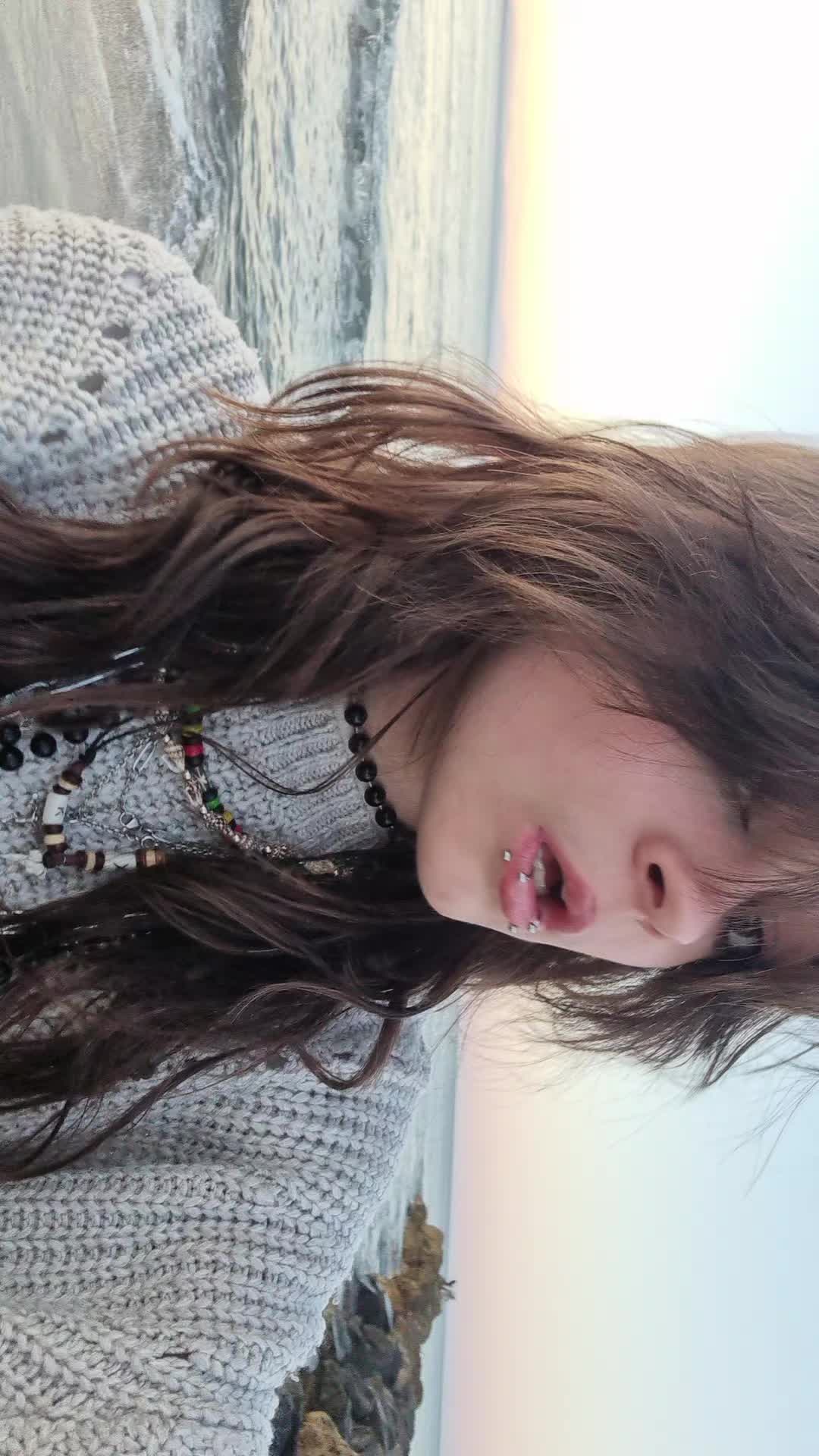 @𝕷ℯℯ𝑥𝑥🦇