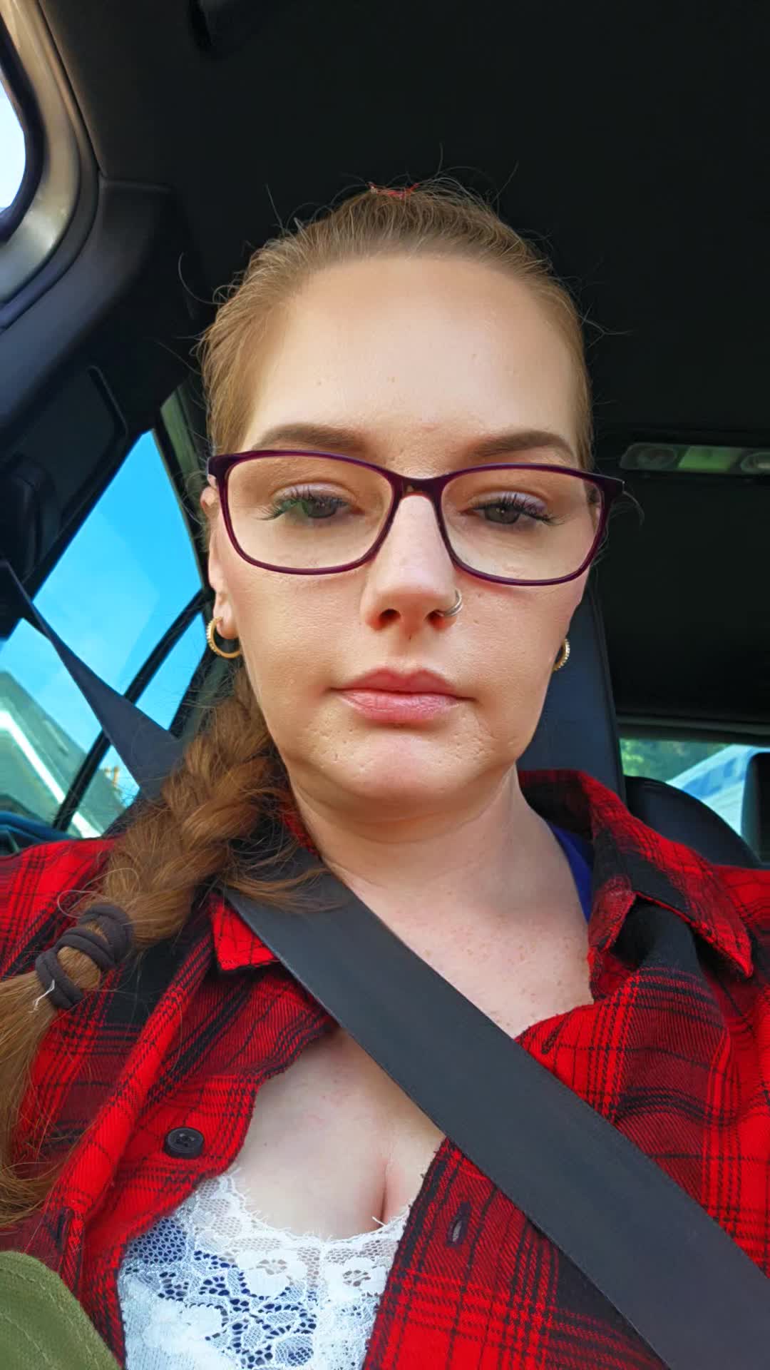 @Dee