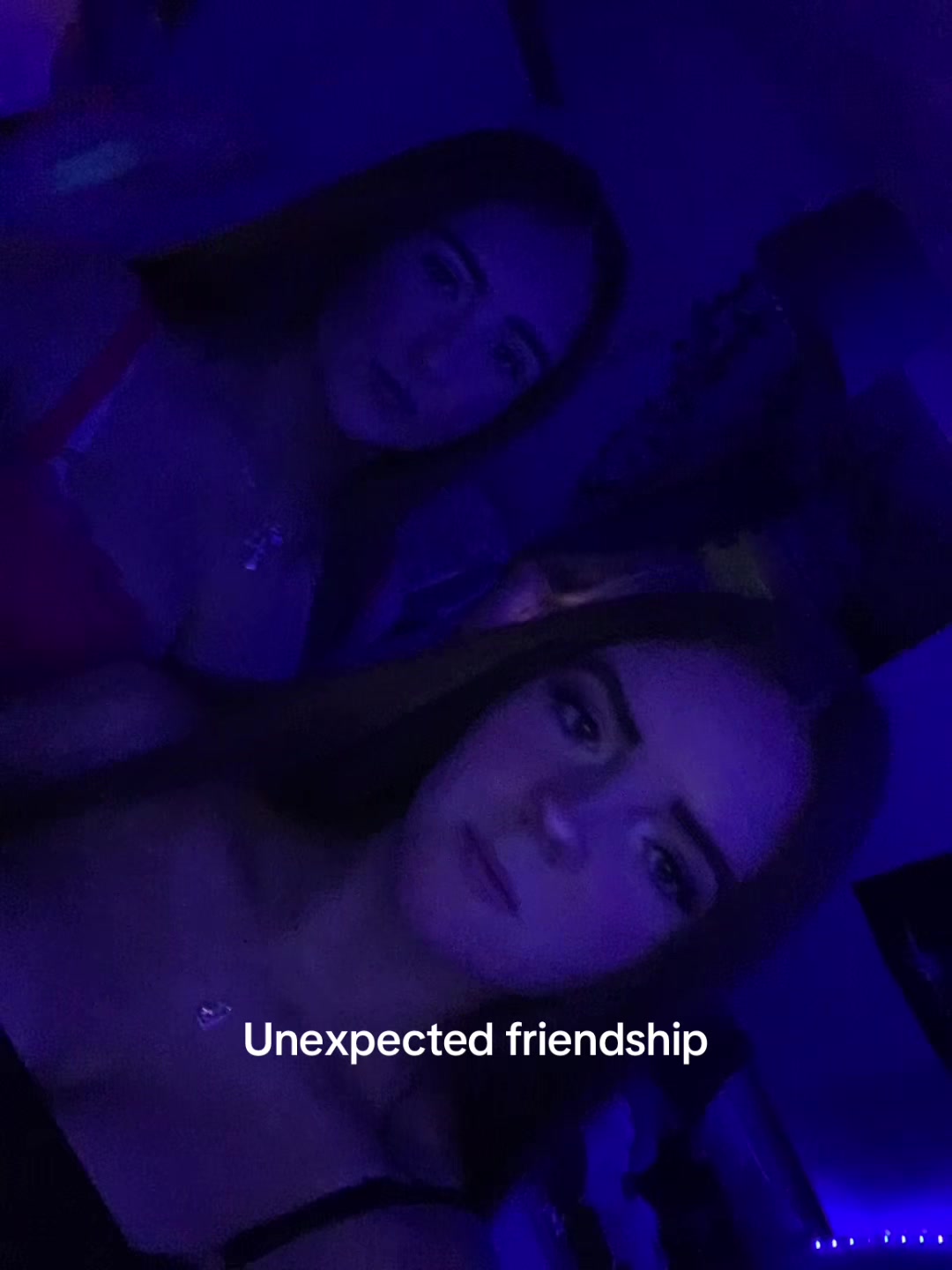 @🥳