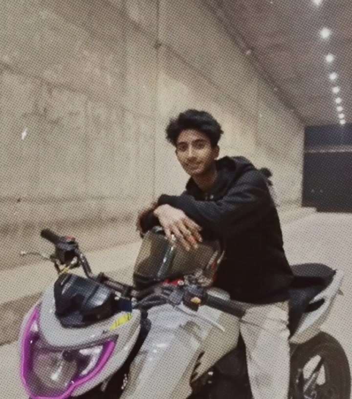 @Rifat..... 🍾🥀